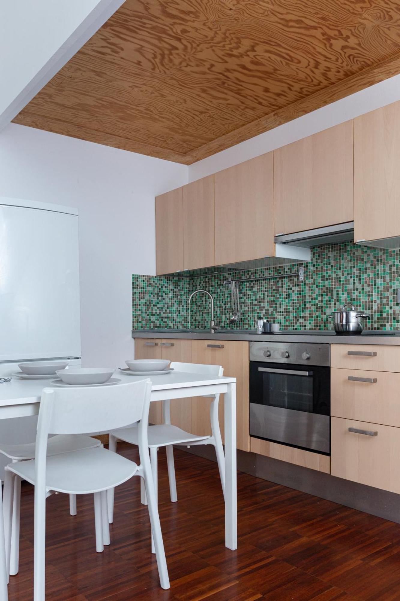 White And Brown Exclusive Loft With Terrace - Free Parking - M2 Station Apartment Milano Ngoại thất bức ảnh